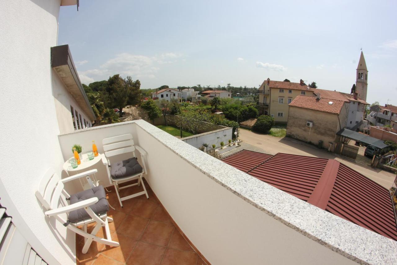 Room And Apartment Doris Lovrečica Екстериор снимка